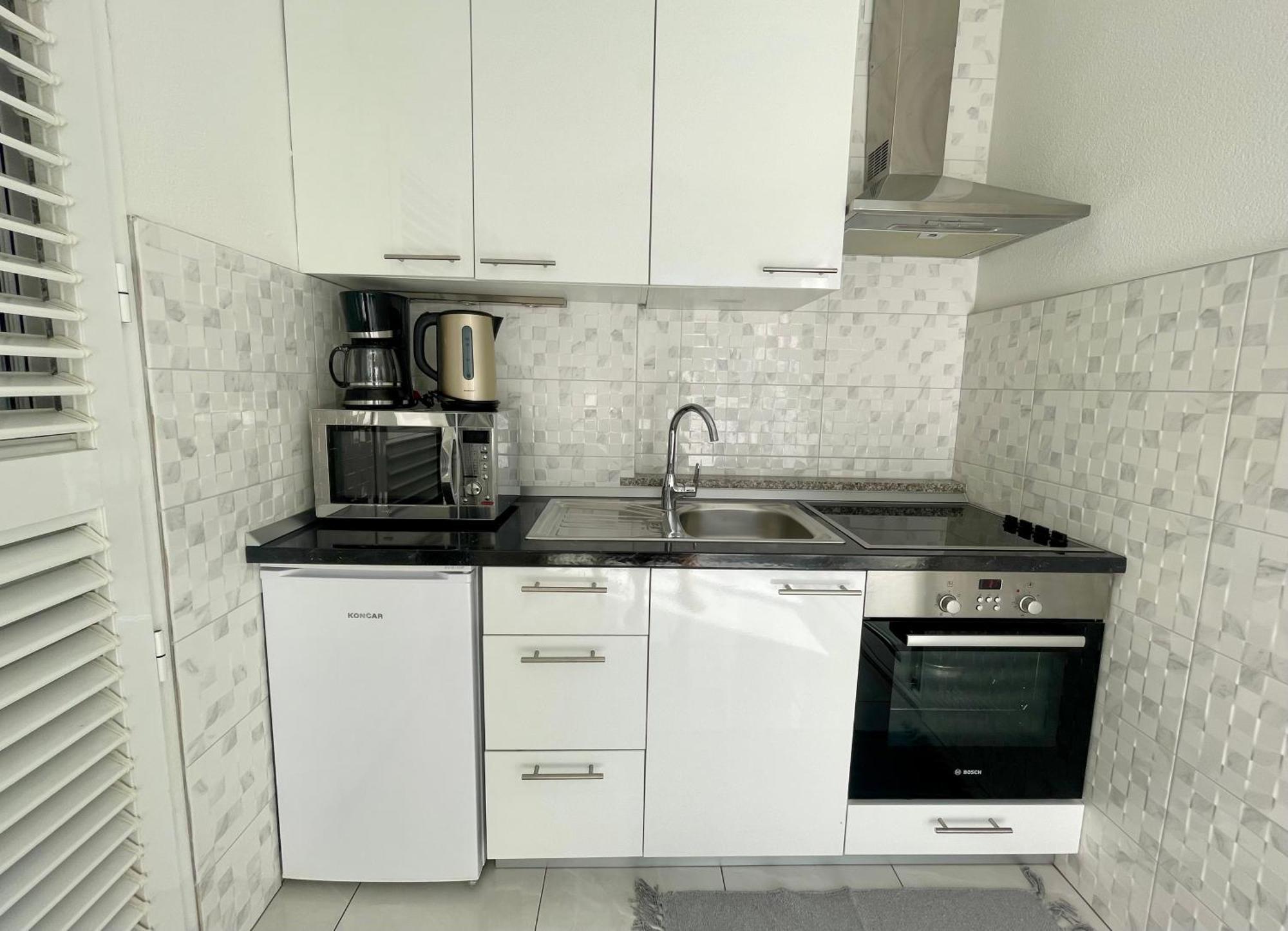 Ana Guest House Nin Bagian luar foto