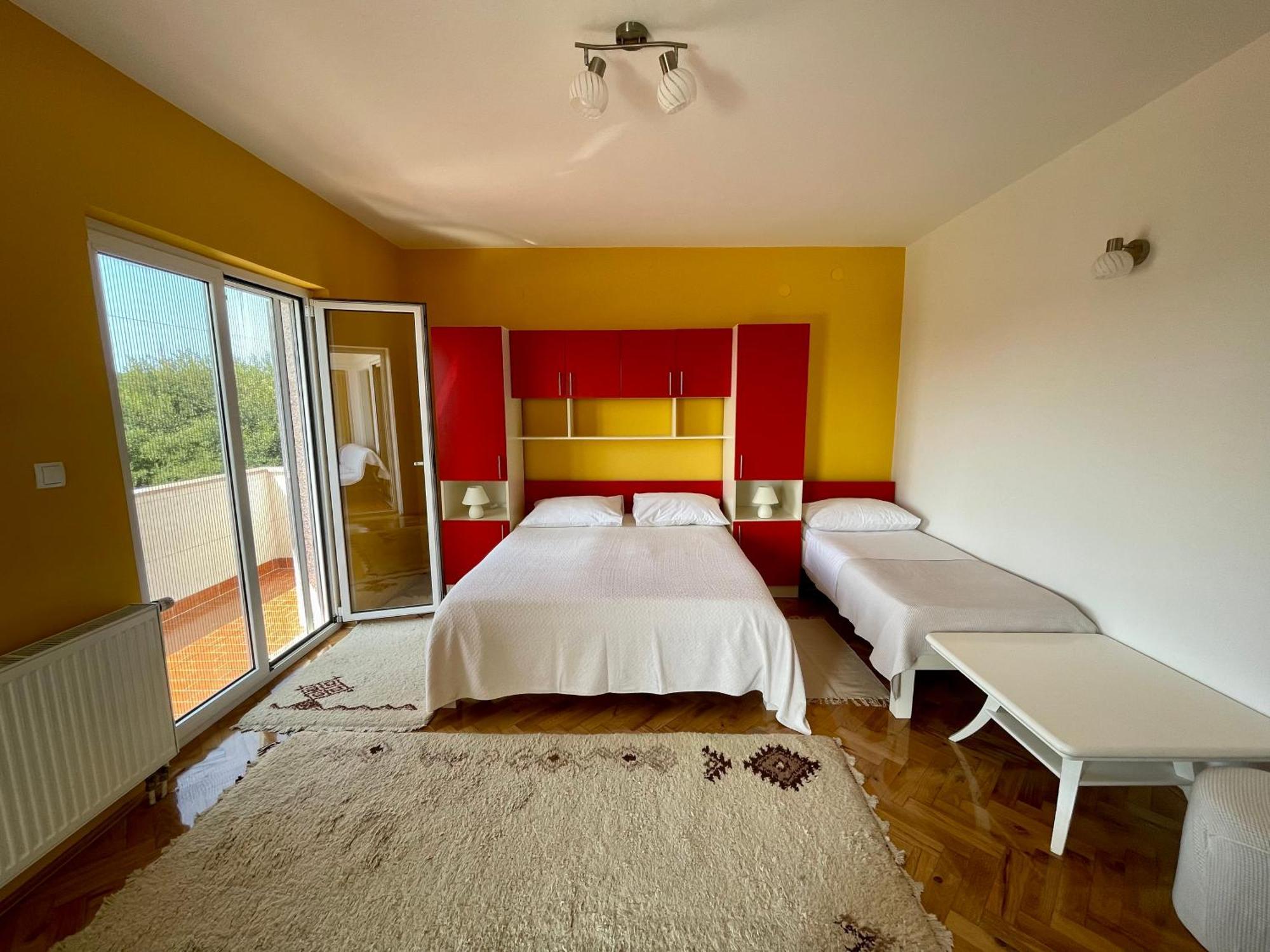 Ana Guest House Nin Bagian luar foto
