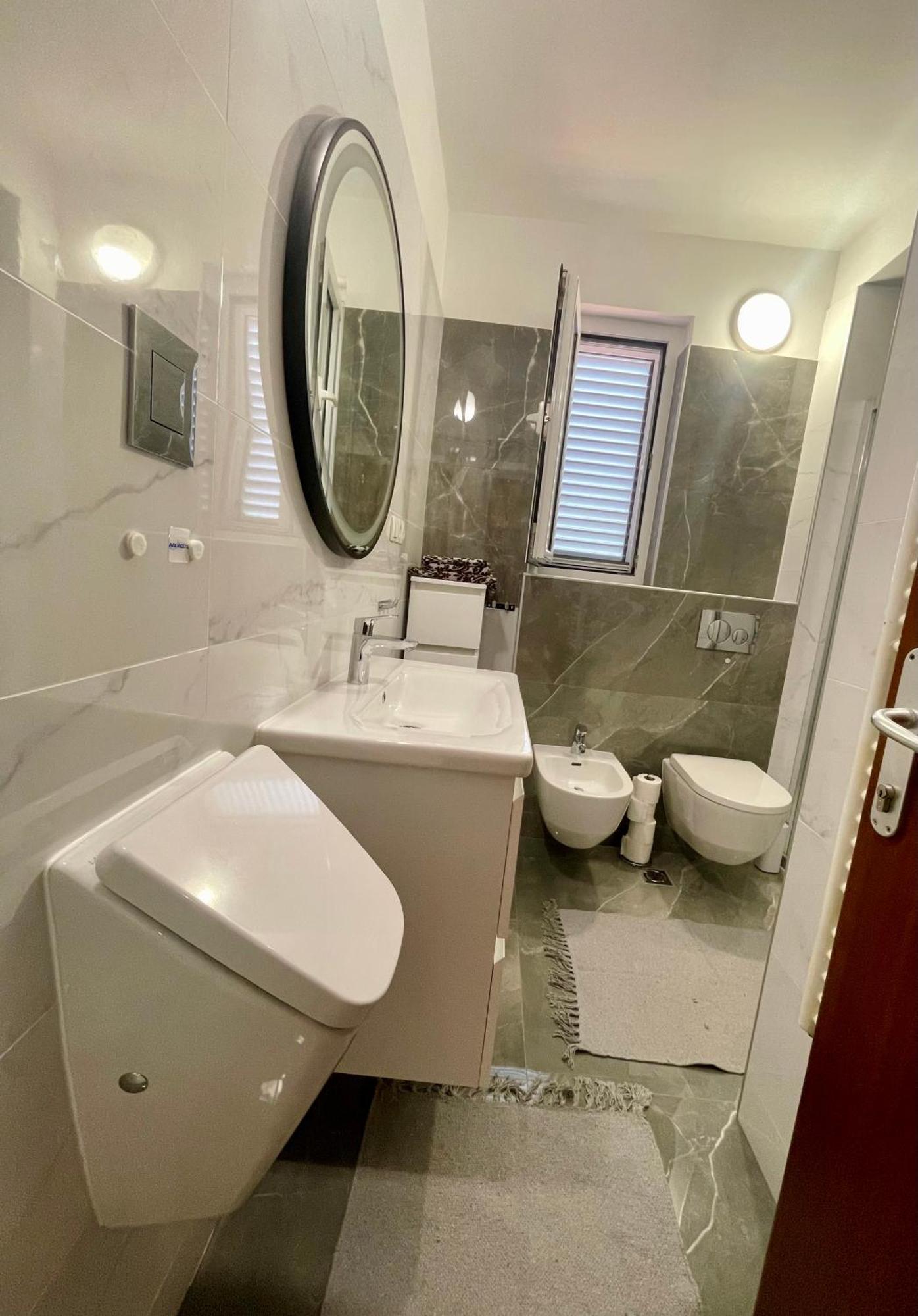 Ana Guest House Nin Bagian luar foto